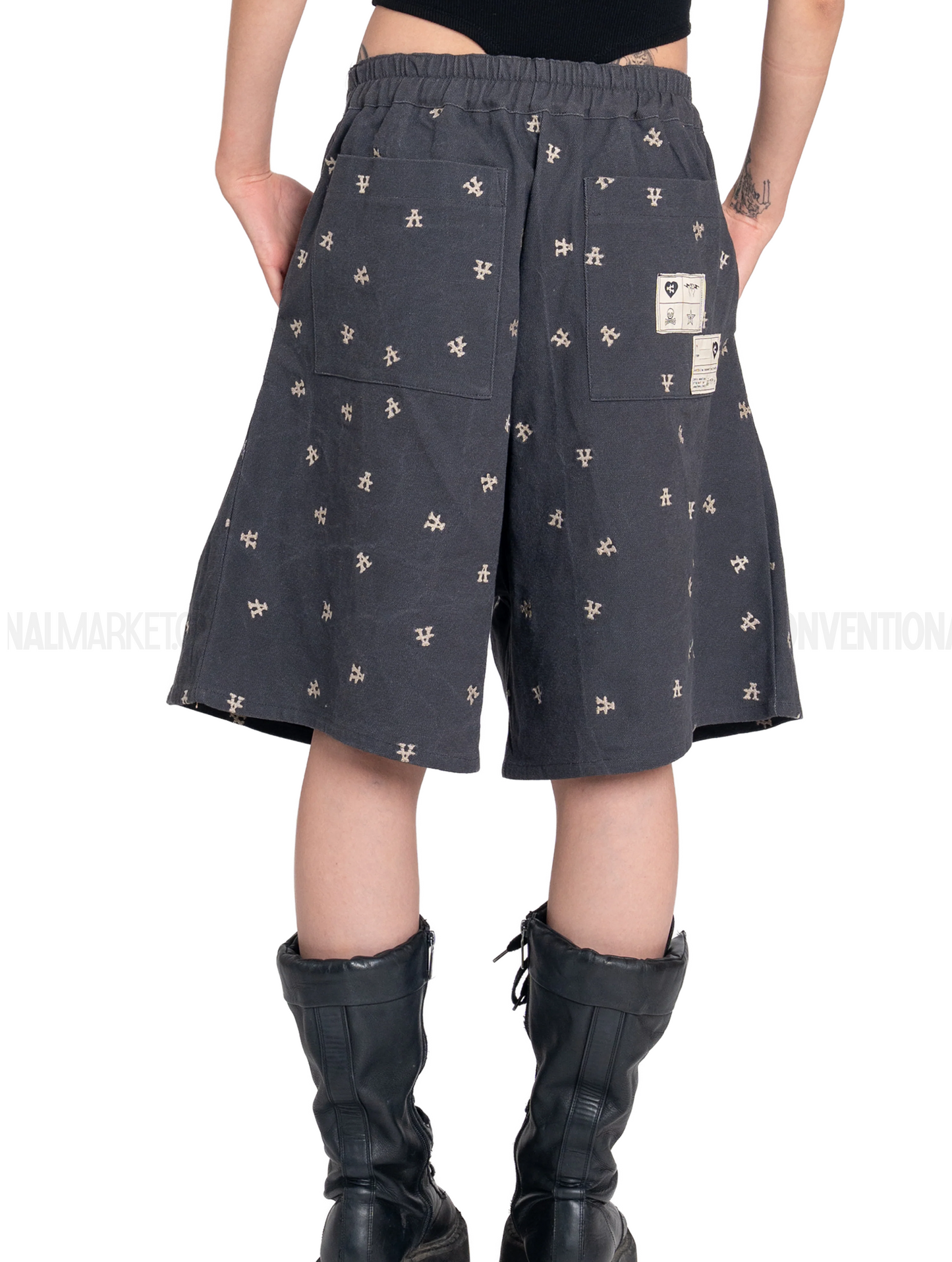 UNNATURAL JPN1 Monogram - Shorts