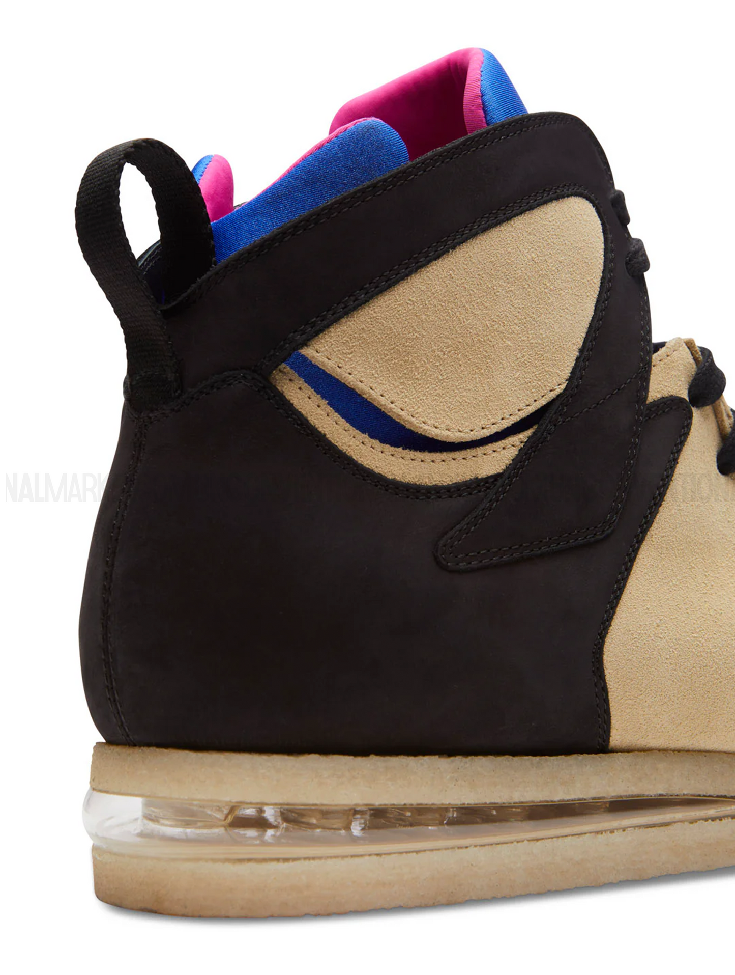 UNNATURAL J WALLABEE SAND/BLACK